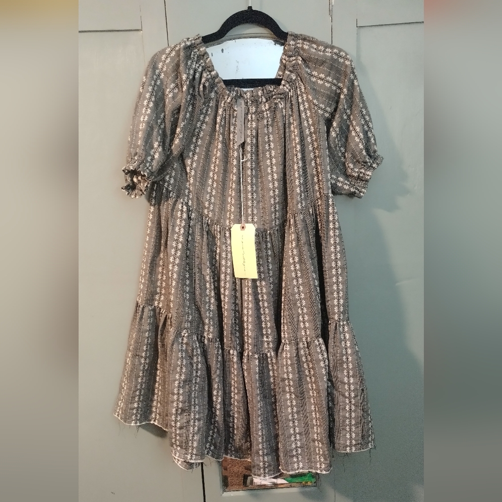 Brand new gray Raquel allegra cotton embroidery lily dress -0-